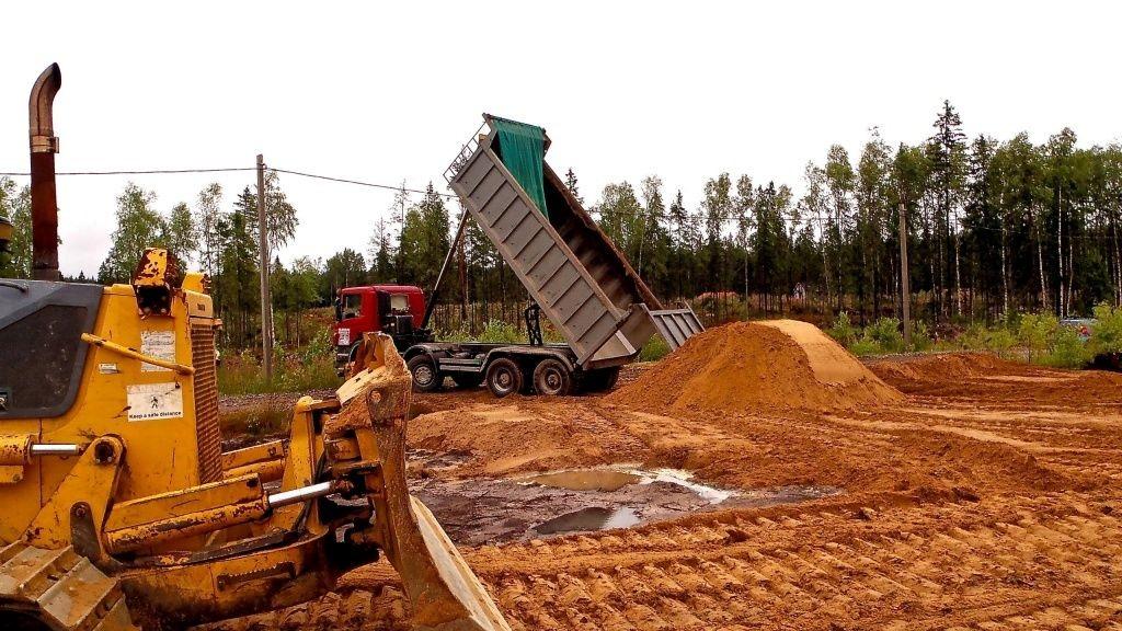 Правильное рытье котлована под основание дома (фундамента)