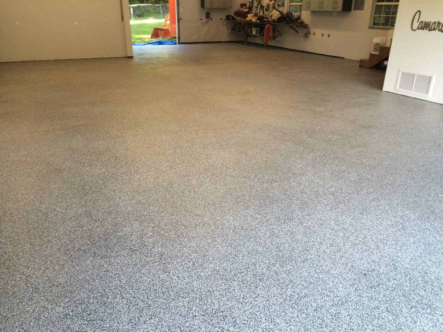 Чем покрыть бетонный пол чтобы не пылил в гараже, на складе, дома, в квартире