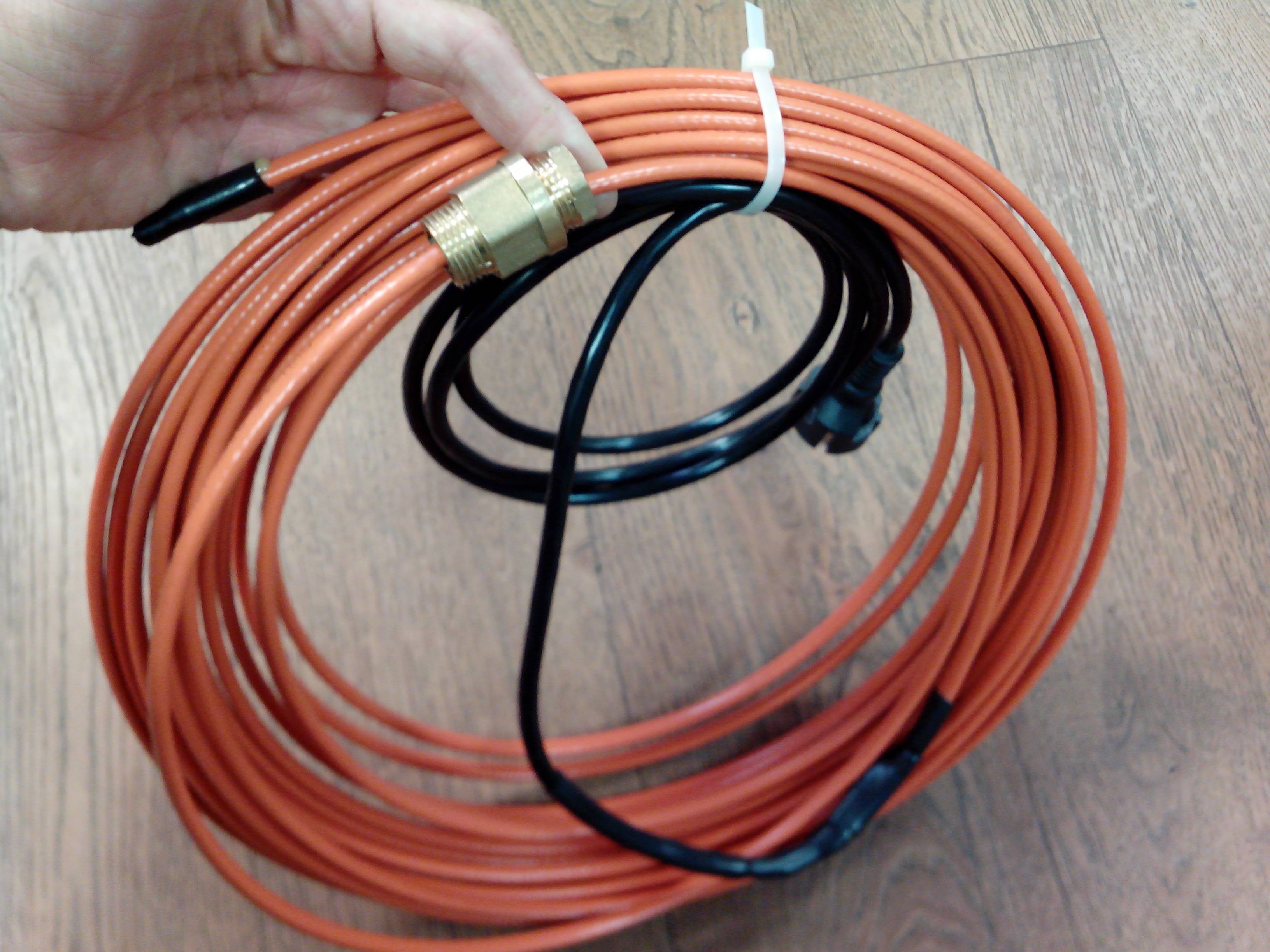 Выбираем греющий саморегулирующийся кабель для обогрева труб