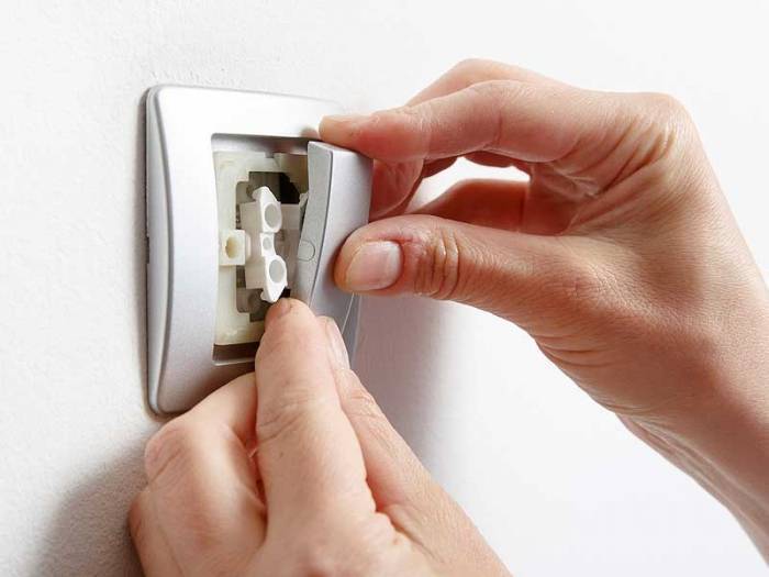 Разбираем выключатель света в квартире: ремонт и обслуживание своими руками