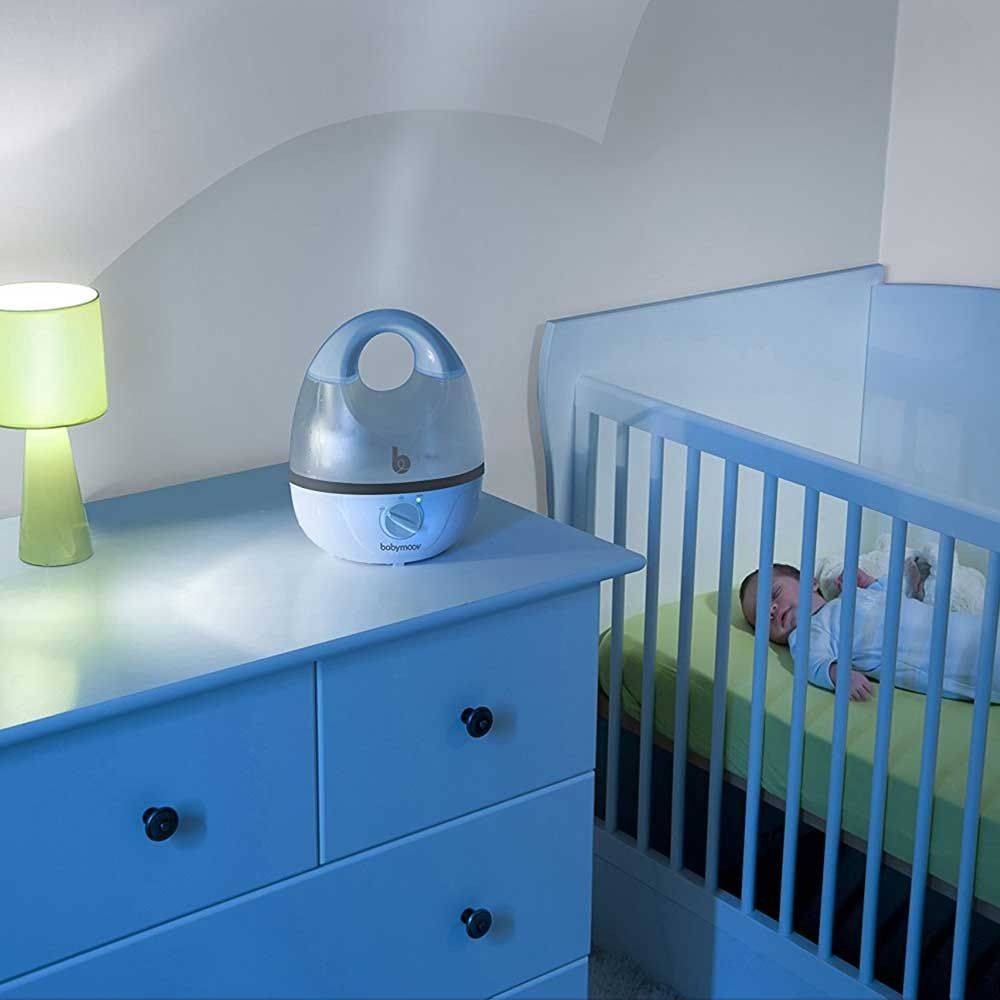 Куда ставить увлажнитель воздуха: назначение, выбор места в комнате с ребенком