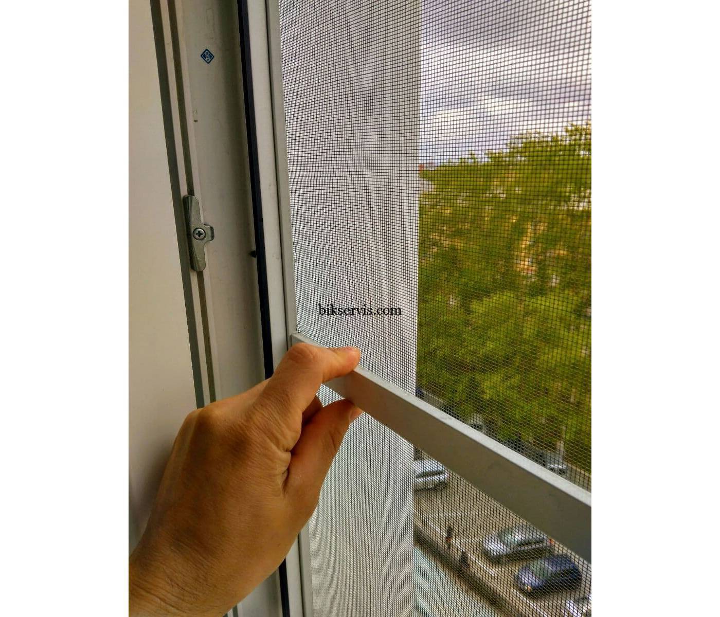 Лучшие москитные сетки