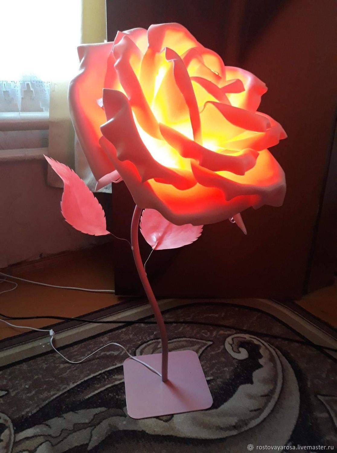 Роза-светильник из изолона | страна мастеров