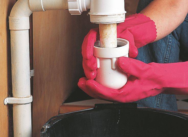 Чистка канализационных труб в частном доме: чем прочистить быстро и просто