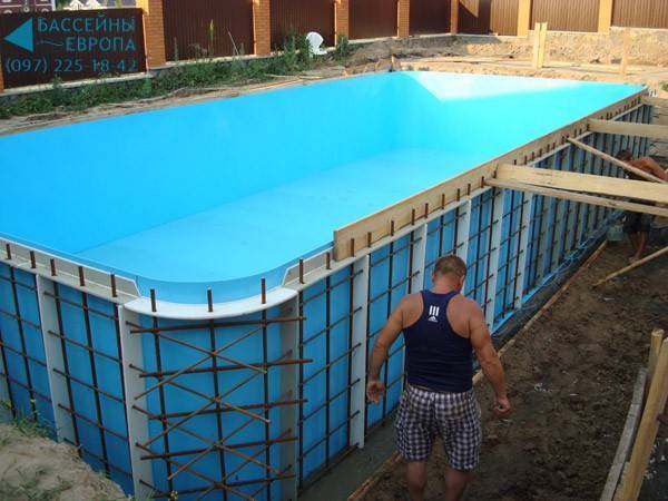 Сделать бассейн из полипропилена своими руками легко и недорого