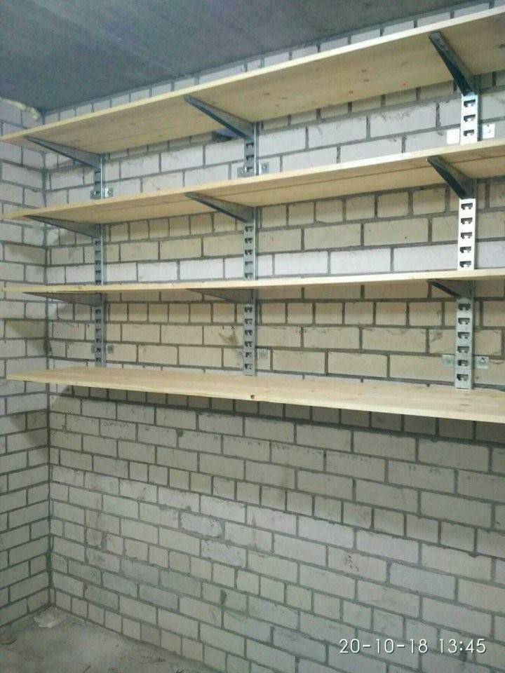 Полки в гараже своими руками – различные варианты из дерева и металла
