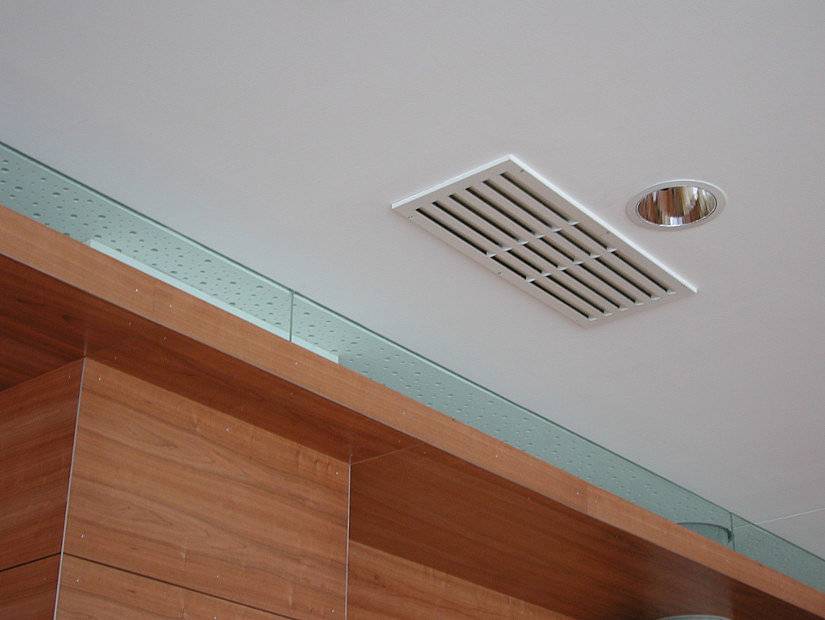 Вентилятор в натяжном потолке в ванной, система вентиляции в натяжном потолке