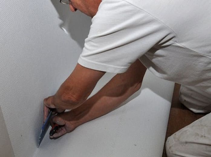 Как правильно клеить стеклообои на стены и потолок | онлайн-журнал о ремонте и дизайне