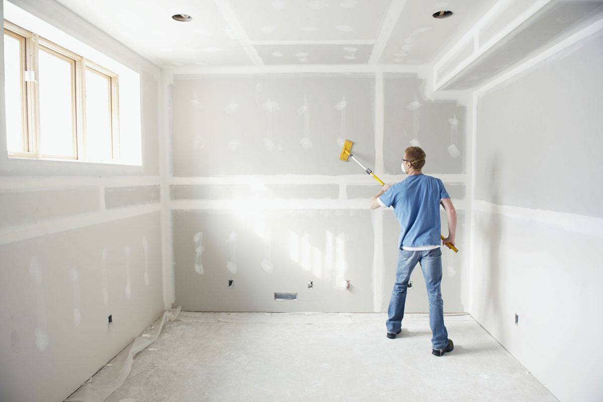 Как подготовить потолок к покраске: пошаговая инструкция
