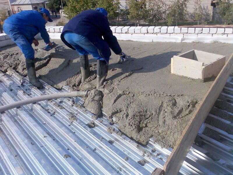 Баня из лафета, полистиролбетона, поликарбоната, из шпунтованной доски