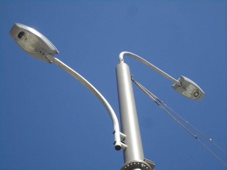 Уличный светодиодный светильник на столб