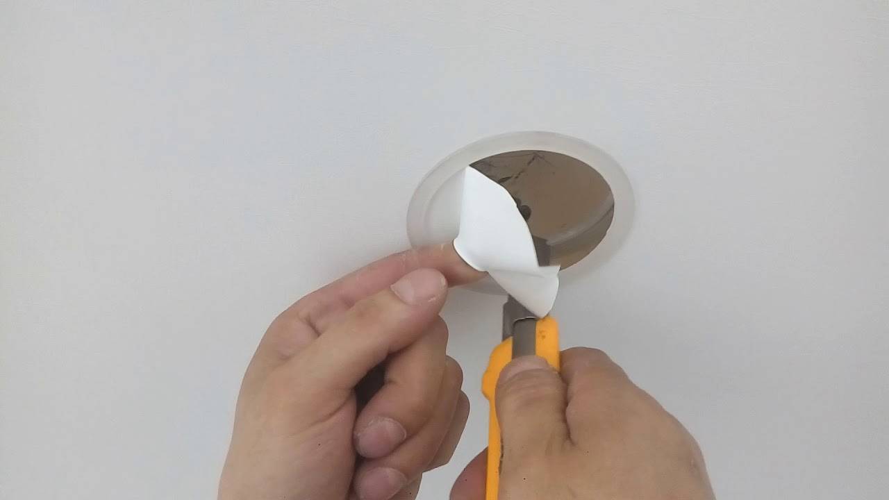 Как отремонтировать порез на натяжном потолке - инструкция с видео
