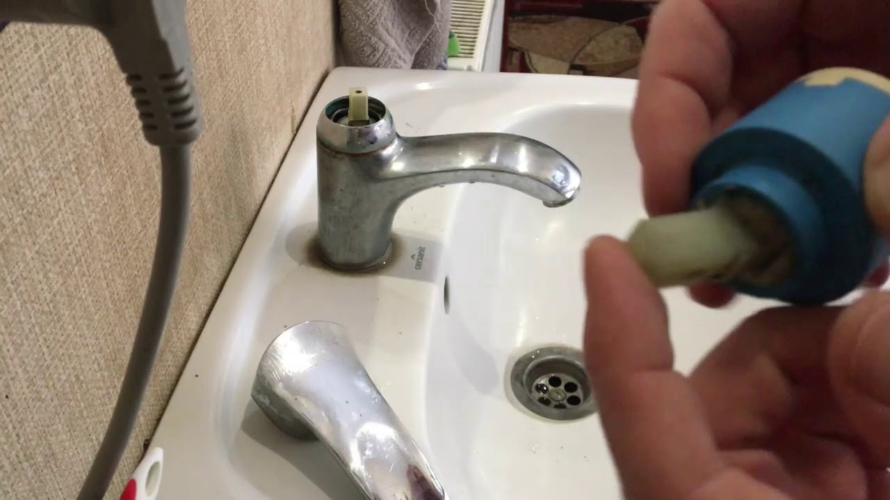 Как заменить картридж в смесителе