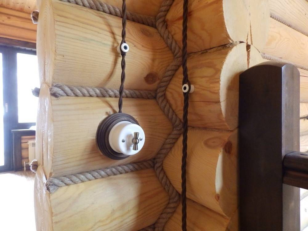 Ретро кабель для наружной проводки. "ретро-проводка" в деревянном доме. монтаж ретро проводки в деревянном доме