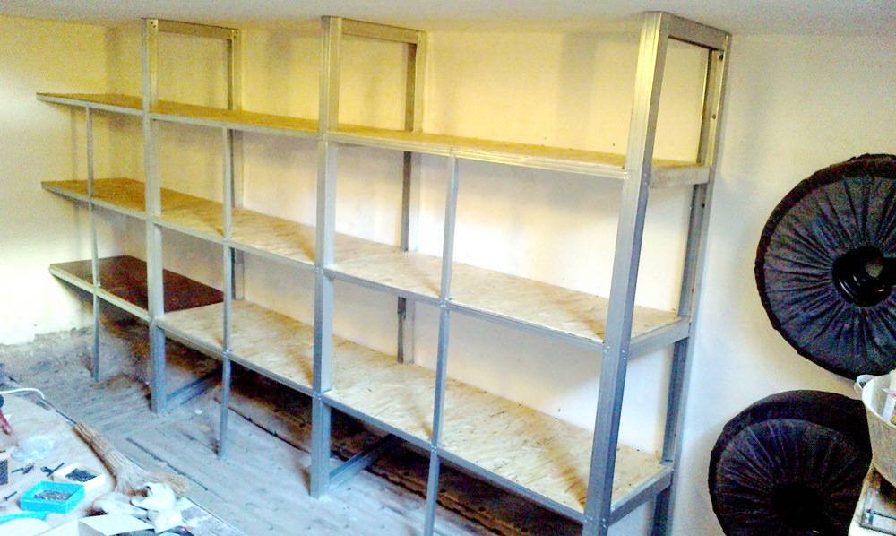 Изготовление стеллажей и полок для гаража своими руками, размеры и варианты расстановки
