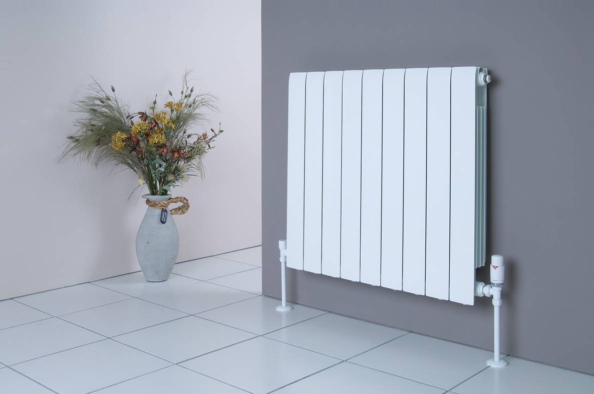 Узкие радиаторы отопления: особенности горизонтальных и вертикальных моделей, размеры, видео, фото