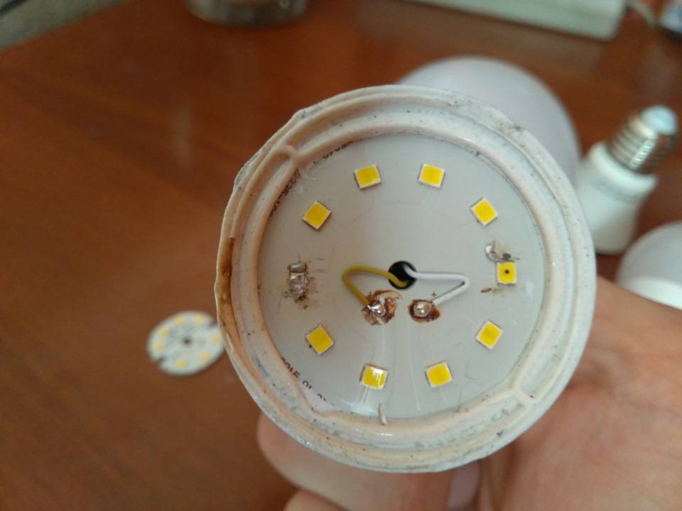Самостоятельный ремонт светодиодных светильников и лампочек