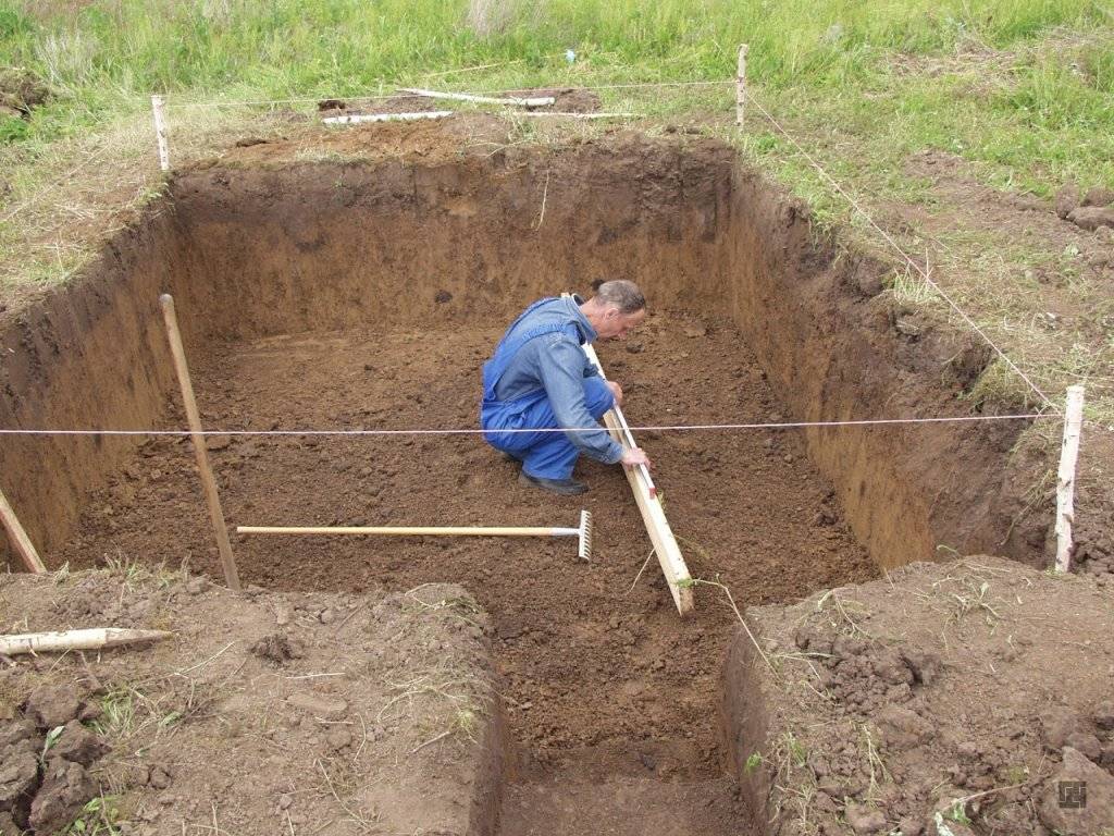 Работы по копке и засыпке траншей