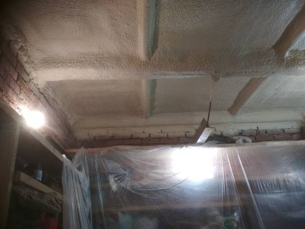 Утепление потолка в гараже - как и чем правильно утеплить потолок в гараже