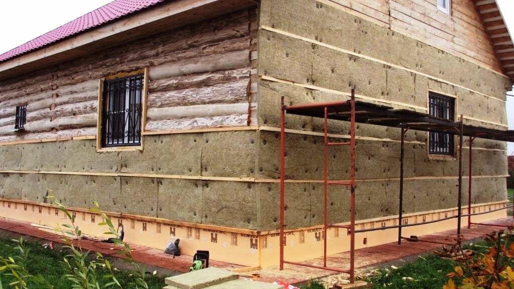 Утепление деревянного дома снаружи: чем лучше, как правильно и недорого утеплить стены своими руками, выбор утеплителя
