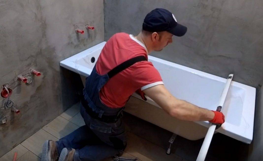 Установка акриловой ванны своими руками: варианты монтажа
