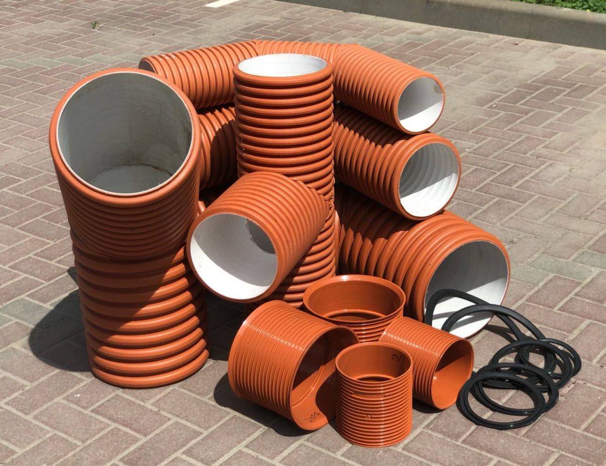 Трубы для ливневой канализации: виды, требования, правила выбора и монтаж