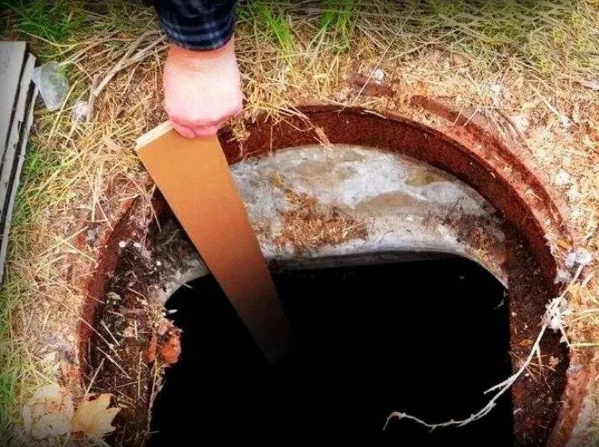 Как очистить выгребную яму в частном доме своими руками