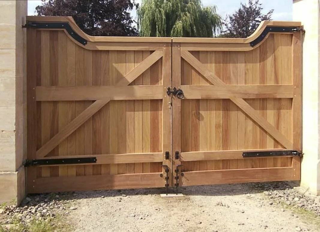 Деревянные ворота в гараж: как сделать своими руками, пошаговая инструкция с фото