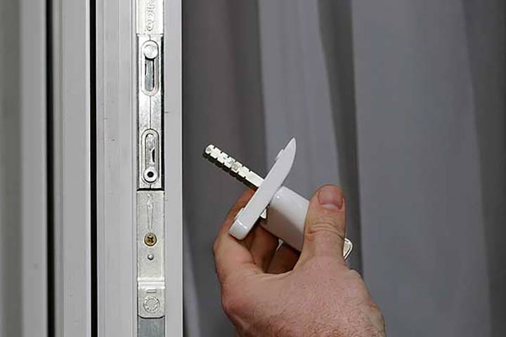 Ремонт и обслуживание пластиковых окон своими руками